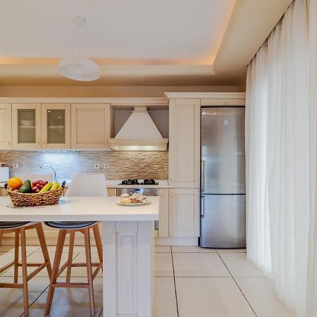 Aura Elegant Apartment Near Garitsa Bay Análipsis Extérieur photo