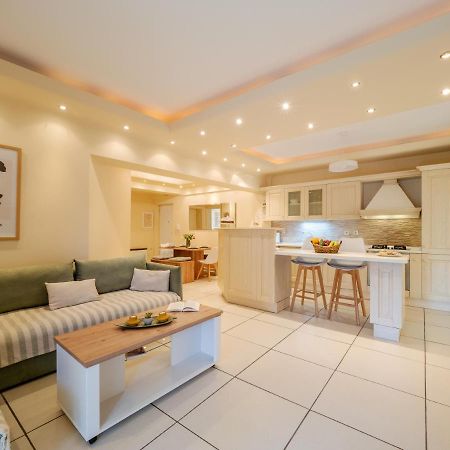 Aura Elegant Apartment Near Garitsa Bay Análipsis Extérieur photo
