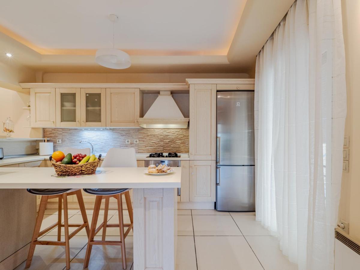 Aura Elegant Apartment Near Garitsa Bay Análipsis Extérieur photo