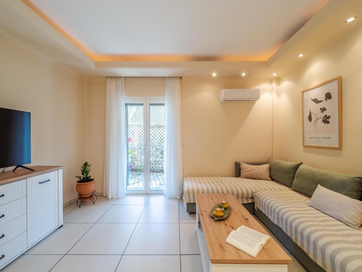 Aura Elegant Apartment Near Garitsa Bay Análipsis Extérieur photo