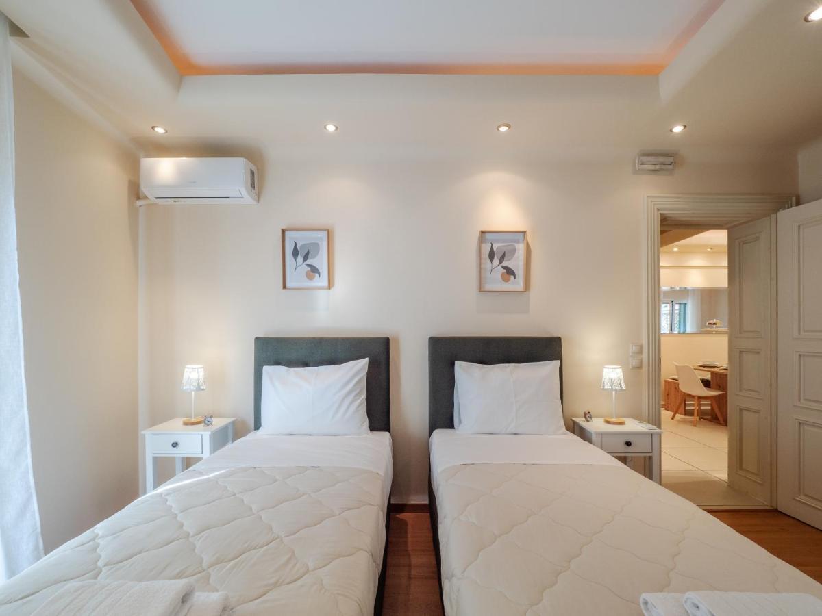 Aura Elegant Apartment Near Garitsa Bay Análipsis Extérieur photo