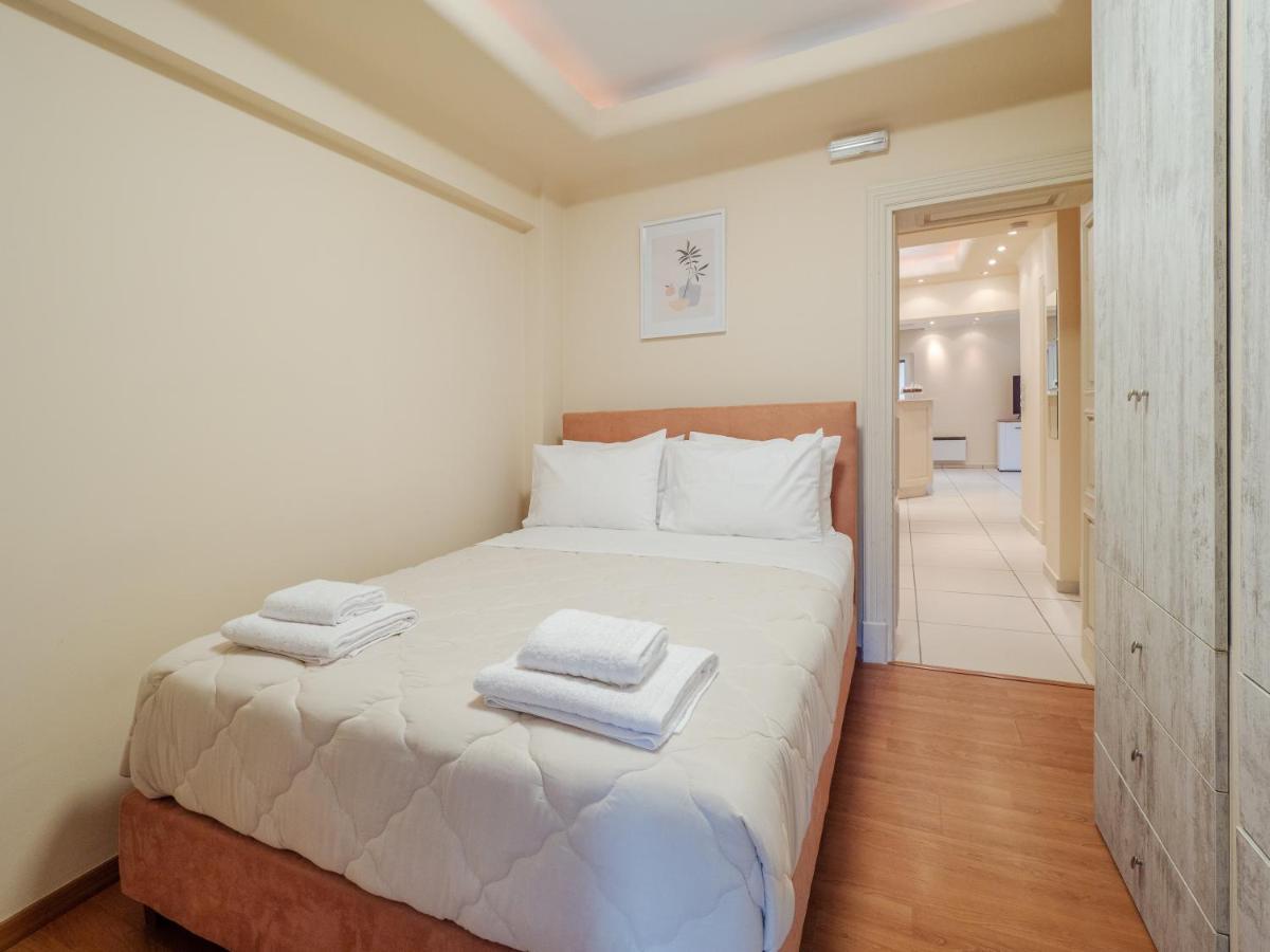 Aura Elegant Apartment Near Garitsa Bay Análipsis Extérieur photo