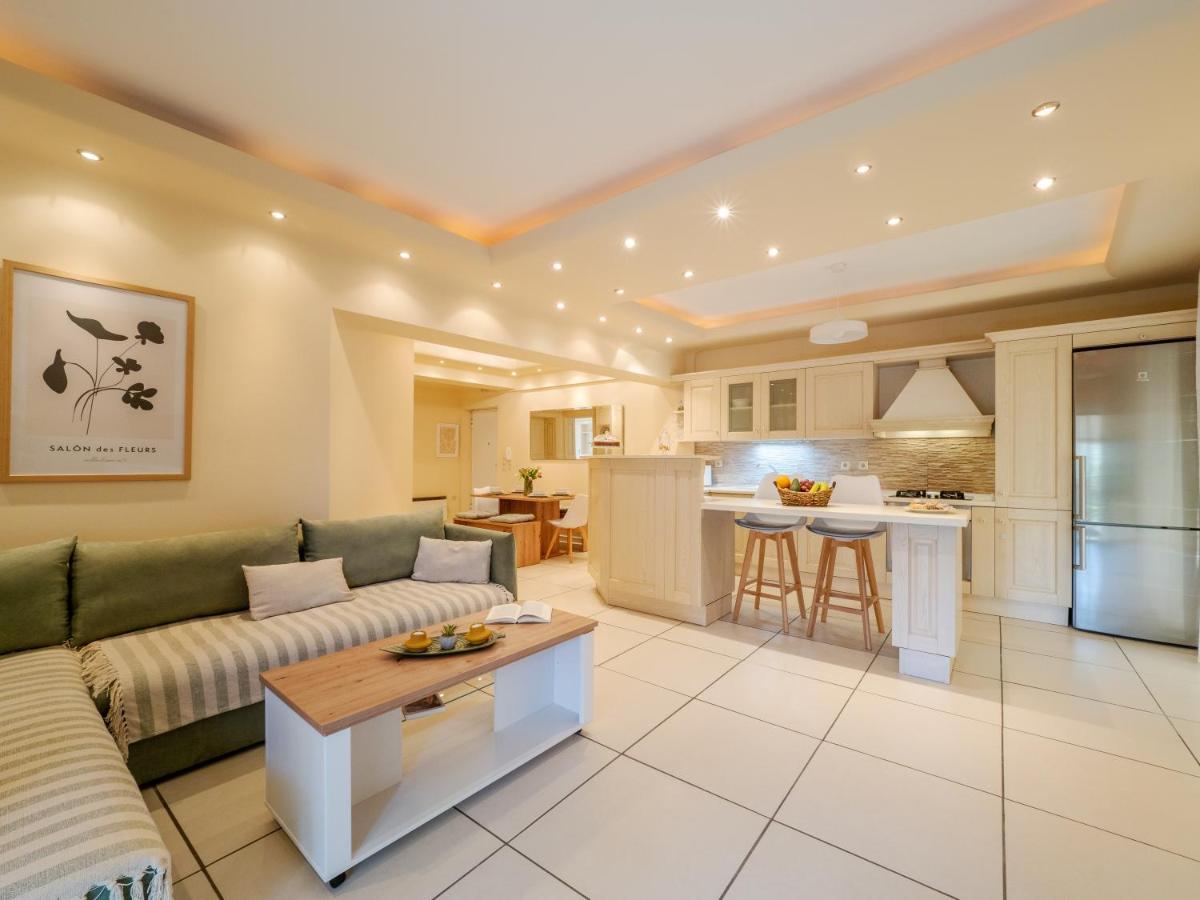 Aura Elegant Apartment Near Garitsa Bay Análipsis Extérieur photo